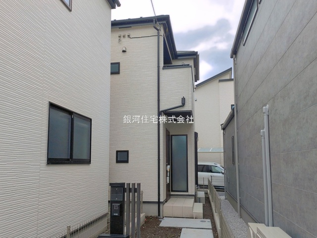 G00394015 東京都練馬区石神井台３丁目 新築一戸建て 7980万円 土地面積109.80m² (約33.21坪) 建物面積97.29m² (約29.43坪) 間取り３ＬＤＫ 築年月2026年05月(築１年以内)