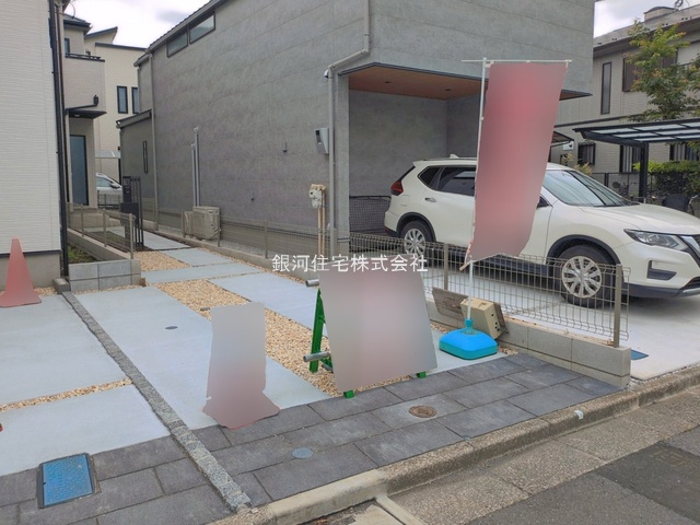 G00394015 東京都練馬区石神井台３丁目 新築一戸建て 7980万円 土地面積109.80m² (約33.21坪) 建物面積97.29m² (約29.43坪) 間取り３ＬＤＫ 築年月2026年05月(築１年以内)【外観12】