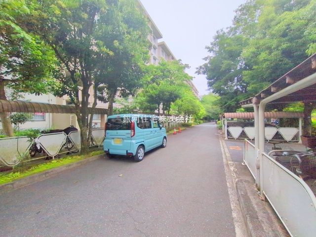 G00394061 東京都西東京市西原町４丁目 中古マンション 2680万円 専有面積74.49m² (約22.53坪) 間取り３ＬＤＫ 所在階5階 築年月1982年07月(築43年)【外観6】