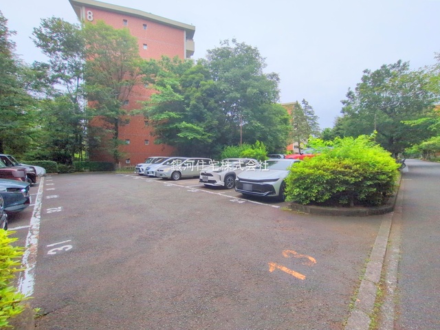 G00394061 東京都西東京市西原町４丁目 中古マンション 2680万円 専有面積74.49m² (約22.53坪) 間取り３ＬＤＫ 所在階5階 築年月1982年07月(築43年)【外観12】