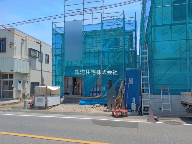 G00394080 埼玉県さいたま市岩槻区城町１丁目 新築一戸建て 3280万円 土地面積111.55m² (約33.74坪) 建物面積89.10m² (約26.95坪) 間取り３ＬＤＫ 築年月2026年07月【外観2】