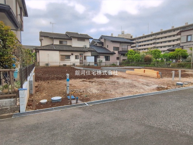 G00394083 千葉県松戸市六高台４丁目 新築一戸建て 4190万円 土地面積124.70m² (約37.72坪) 建物面積98.94m² (約29.92坪) 間取り３ＬＤＫ 築年月2026年07月【外観4】