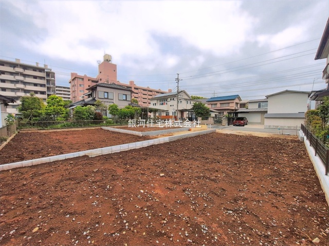 G00394083 千葉県松戸市六高台４丁目 新築一戸建て 4190万円 土地面積124.70m² (約37.72坪) 建物面積98.94m² (約29.92坪) 間取り３ＬＤＫ 築年月2026年07月【外観7】