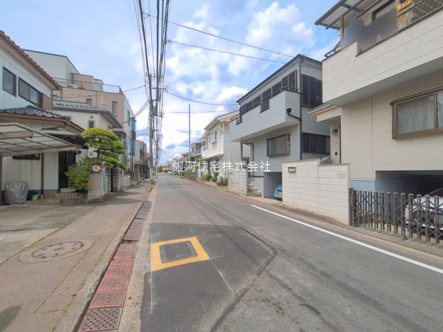 G00394558 東京都府中市住吉町３丁目 中古一戸建て 4090万円 土地面積66.19m² (約20.02坪) 建物面積95.95m² (約29.02坪) 間取り３ＬＤＫ 築年月1994年09月(築31年)【外観3】