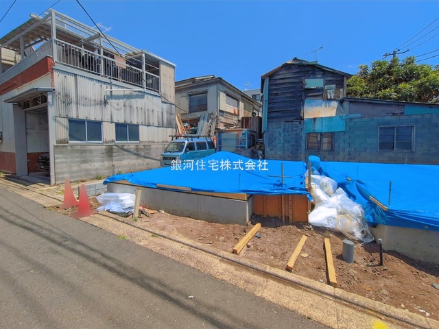 G00394638 東京都品川区旗の台２丁目 新築一戸建て 9280万円 土地面積40.54m² (約12.26坪) 建物面積64.45m² (約19.49坪) 築年月2026年09月【外観6】