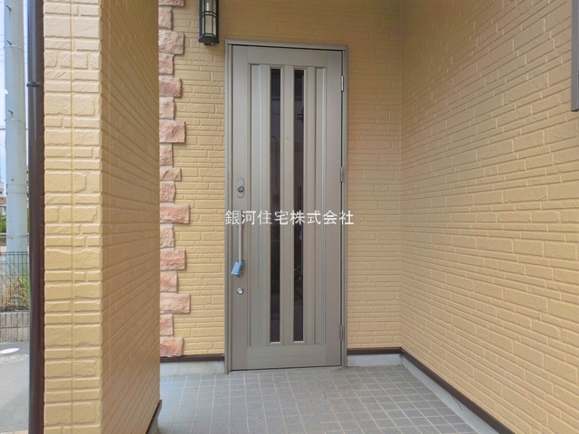 G00394756 埼玉県幸手市緑台１丁目 中古一戸建て 1780万円 土地面積138.62m² (約41.93坪) 建物面積99.27m² (約30.02坪) 間取り４ＬＤＫ 築年月2005年01月(築21年)【外観13】