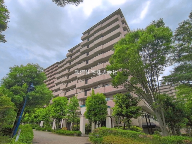 G00394758 神奈川県横浜市泉区緑園４丁目 中古マンション 3980万円 専有面積62.50m² (約18.90坪) 間取り２ＬＤＫ 所在階1階 築年月2001年05月(築25年)【外観2】
