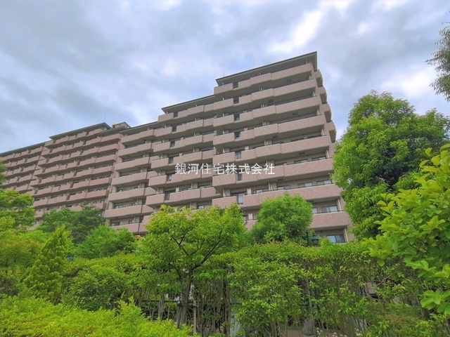 G00394758 神奈川県横浜市泉区緑園４丁目 中古マンション 3980万円 専有面積62.50m² (約18.90坪) 間取り２ＬＤＫ 所在階1階 築年月2001年05月(築25年)【外観6】