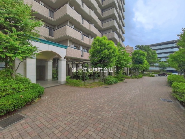 G00394758 神奈川県横浜市泉区緑園４丁目 中古マンション 3980万円 専有面積62.50m² (約18.90坪) 間取り２ＬＤＫ 所在階1階 築年月2001年05月(築25年)【外観15】
