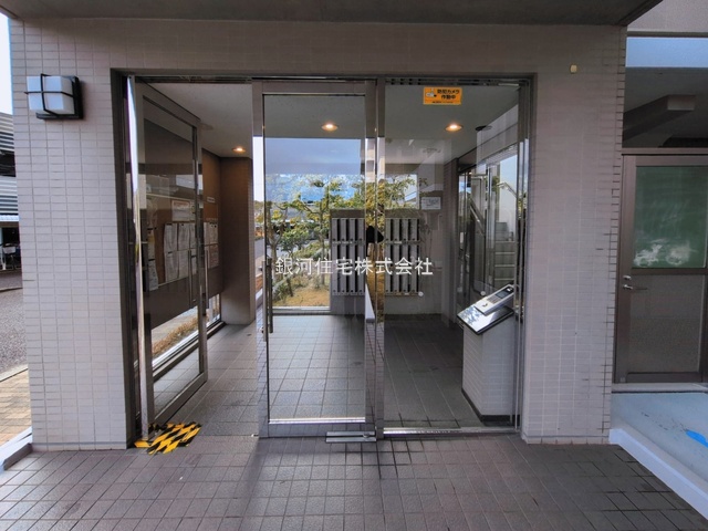 G00394759 神奈川県鎌倉市岡本 中古マンション 5999万円 専有面積95.86m² (約28.99坪) 間取り３ＬＤＫ 所在階3階 築年月1999年01月(築27年)【外観17】