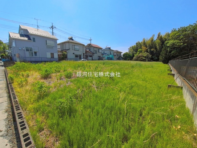 G00394902 埼玉県北葛飾郡松伏町大字築比地 土地 2980万円 土地面積1354.63m² (約409.77坪)【外観8】