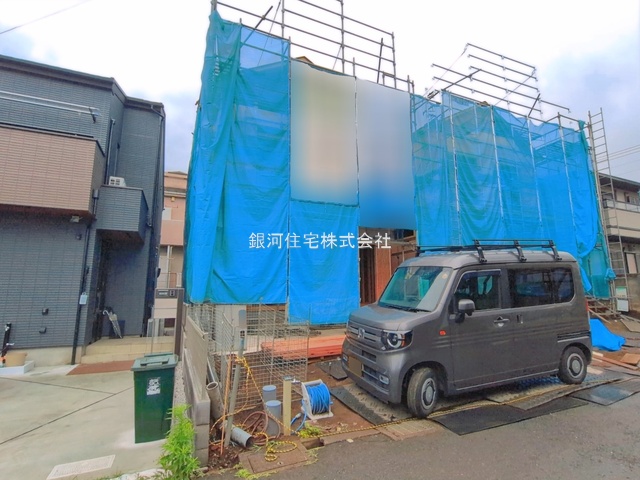 G00396045 東京都調布市深大寺東町３丁目 新築一戸建て 5590万円 土地面積92.11m² (約27.86坪) 建物面積73.27m² (約22.16坪) 間取り３ＬＤＫ 築年月2026年08月【外観5】