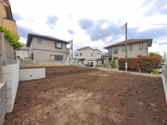 G00396045 東京都調布市深大寺東町３丁目 新築一戸建て 5590万円 土地面積92.11m² (約27.86坪) 建物面積73.27m² (約22.16坪) 間取り３ＬＤＫ 築年月2026年08月【外観14】