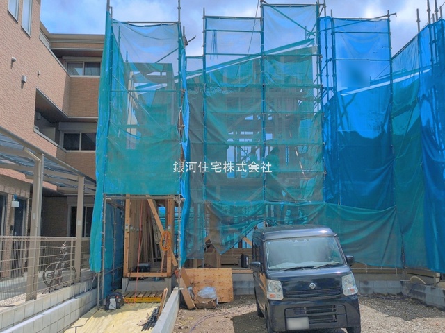G00396399 東京都足立区東伊興３丁目 新築一戸建て 5680万円 土地面積85.90m² (約25.98坪) 建物面積81.87m² (約24.76坪) 築年月2026年12月