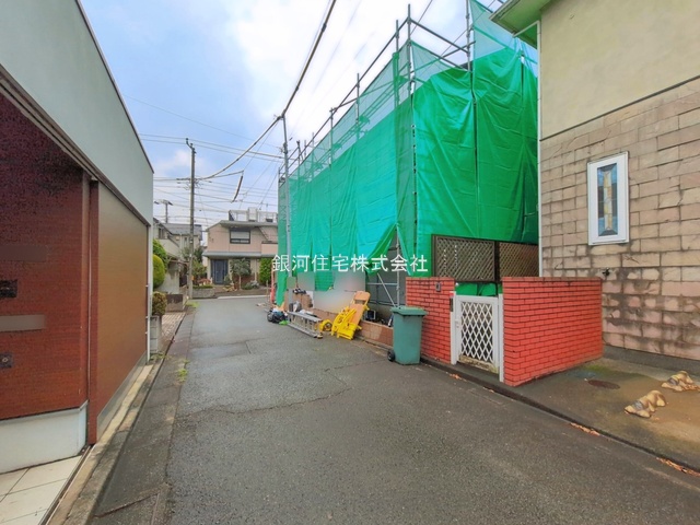 G00396500 東京都世田谷区祖師谷５丁目 新築一戸建て 9780万円 土地面積116.44m² (約35.22坪) 建物面積94.39m² (約28.55坪) 間取り４ＬＤＫ 築年月2026年09月【外観11】