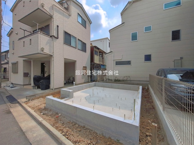 G00396516 東京都板橋区大谷口北町 新築一戸建て 6280万円 土地面積42.95m² (約12.99坪) 建物面積66.01m² (約19.96坪) 築年月2026年10月【外観14】