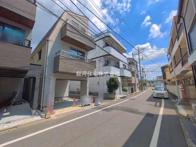 G00396583 東京都葛飾区東新小岩６丁目 新築一戸建て 5380万円 土地面積51.92m² (約15.70坪) 建物面積91.88m² (約27.79坪) 間取り２ＳＬＤＫ 築年月2026年08月(築１年以内)【外観9】
