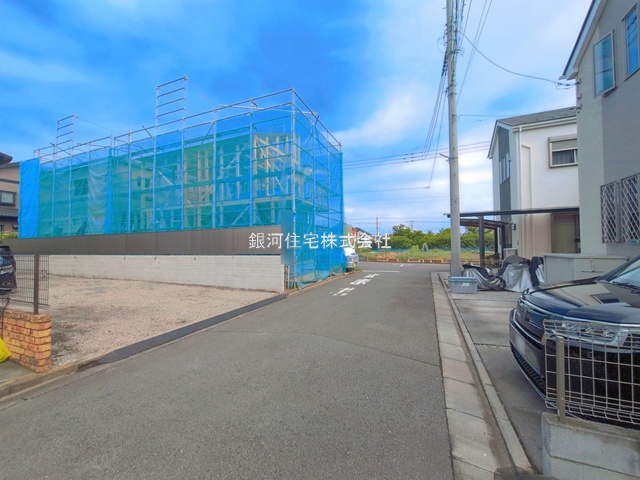 G00396594 東京都東大和市立野１丁目 新築一戸建て 5680万円 土地面積116.00m² (約35.08坪) 建物面積100.43m² (約30.38坪) 間取り３ＬＤＫ 築年月2026年10月【外観3】