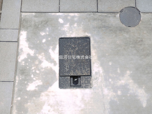 G00396602 東京都練馬区谷原１丁目 新築一戸建て 7580万円 土地面積99.05m² (約29.96坪) 建物面積104.89m² (約31.72坪) 間取り３ＬＤＫ 築年月2026年07月(築１年以内)【外観5】