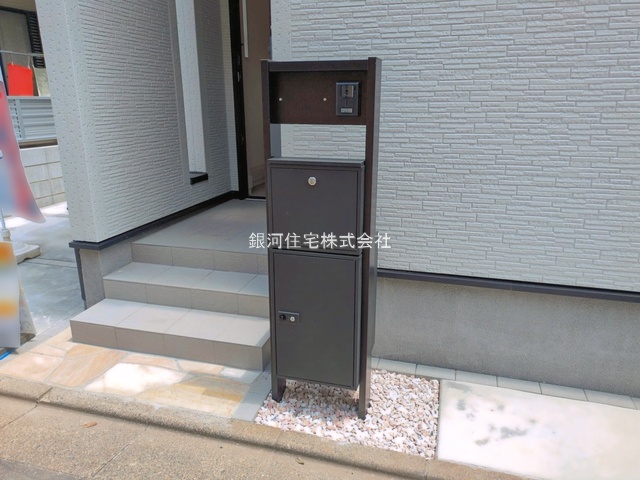 G00396602 東京都練馬区谷原１丁目 新築一戸建て 7580万円 土地面積99.05m² (約29.96坪) 建物面積104.89m² (約31.72坪) 間取り３ＬＤＫ 築年月2026年07月(築１年以内)【外観11】