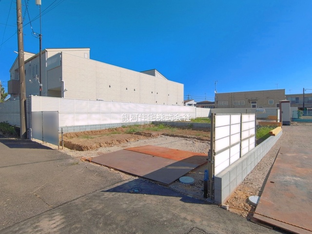 G00397225 埼玉県北葛飾郡松伏町大字松伏 新築一戸建て 3180万円 土地面積110.00m² (約33.27坪) 建物面積97.70m² (約29.55坪) 間取り３ＬＤＫ 築年月2026年11月【外観4】