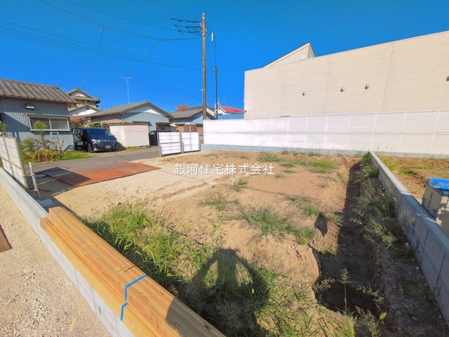 G00397225 埼玉県北葛飾郡松伏町大字松伏 新築一戸建て 3180万円 土地面積110.00m² (約33.27坪) 建物面積97.70m² (約29.55坪) 間取り３ＬＤＫ 築年月2026年11月【外観8】
