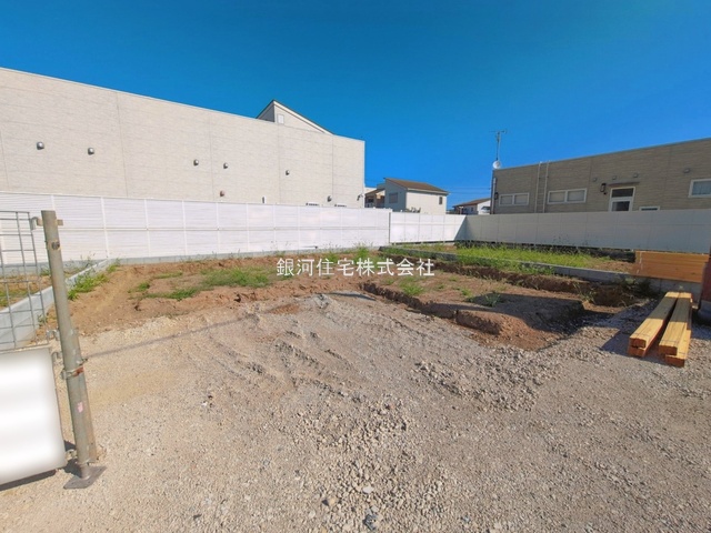G00397226 埼玉県北葛飾郡松伏町大字松伏 新築一戸建て 3180万円 土地面積151.49m² (約45.82坪) 建物面積99.36m² (約30.05坪) 間取り３ＬＤＫ 築年月2026年11月【外観5】