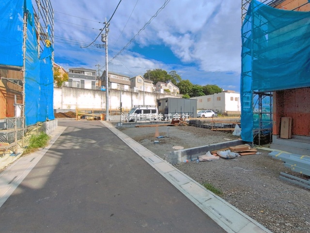 G00397512 埼玉県入間市高倉５丁目 新築一戸建て 3199万円 土地面積143.48m² (約43.40坪) 建物面積94.39m² (約28.55坪) 間取り３ＬＤＫ 築年月2026年11月【外観3】
