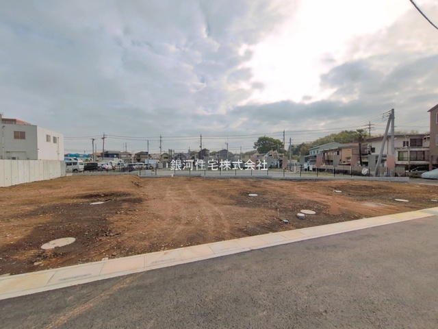 G00397512 埼玉県入間市高倉５丁目 新築一戸建て 3199万円 土地面積143.48m² (約43.40坪) 建物面積94.39m² (約28.55坪) 間取り３ＬＤＫ 築年月2026年11月【外観8】