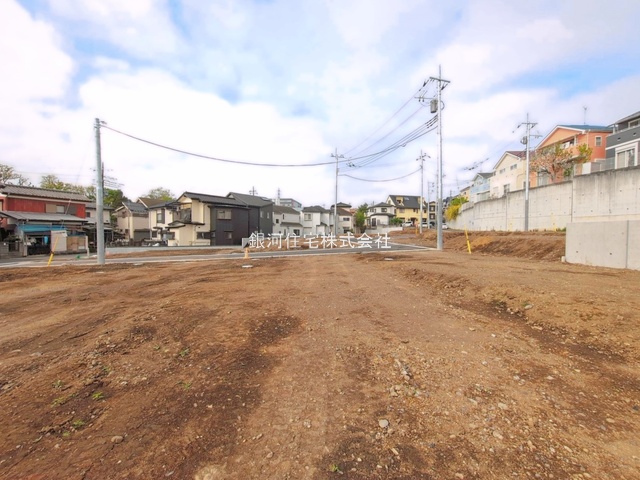 G00397512 埼玉県入間市高倉５丁目 新築一戸建て 3199万円 土地面積143.48m² (約43.40坪) 建物面積94.39m² (約28.55坪) 間取り３ＬＤＫ 築年月2026年11月【外観10】