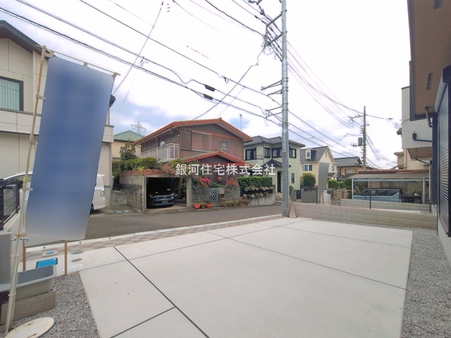 G00397518 埼玉県狭山市大字水野 新築一戸建て 4280万円 土地面積132.89m² (約40.19坪) 建物面積103.71m² (約31.37坪) 間取り４ＬＤＫ 築年月2026年07月(築１年以内)【外観9】