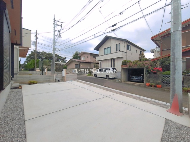 G00397518 埼玉県狭山市大字水野 新築一戸建て 4280万円 土地面積132.89m² (約40.19坪) 建物面積103.71m² (約31.37坪) 間取り４ＬＤＫ 築年月2026年07月(築１年以内)【外観10】