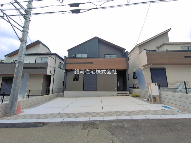 G00397518 埼玉県狭山市大字水野 新築一戸建て 4280万円 土地面積132.89m² (約40.19坪) 建物面積103.71m² (約31.37坪) 間取り４ＬＤＫ 築年月2026年07月(築１年以内)【外観13】