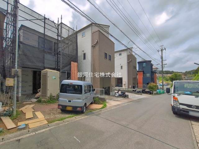 G00397539 神奈川県横浜市旭区上白根町 新築一戸建て 5080万円 土地面積112.72m² (約34.09坪) 建物面積96.56m² (約29.20坪) 間取り４ＬＤＫ 築年月2026年10月【外観14】