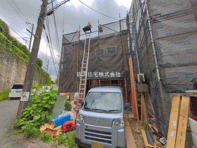 G00397541 神奈川県横浜市旭区上白根町 新築一戸建て 5180万円 土地面積120.40m² (約36.42坪) 建物面積97.09m² (約29.36坪) 間取り４ＬＤＫ 築年月2026年10月【外観5】