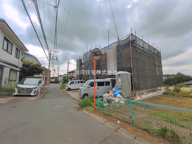 G00397544 神奈川県藤沢市大鋸３丁目 新築一戸建て 5280万円 土地面積112.00m² (約33.87坪) 建物面積89.63m² (約27.11坪) 間取り４ＬＤＫ 築年月2026年11月【外観9】