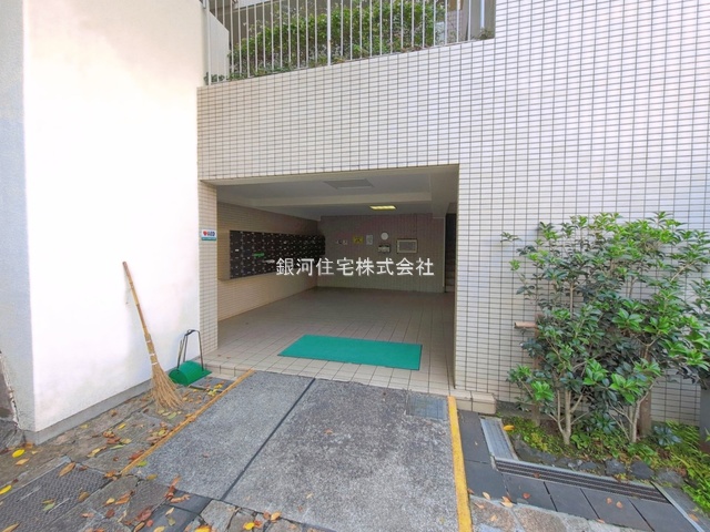 G00397561 神奈川県横浜市泉区岡津町 中古マンション 2799万円 専有面積101.15m² (約30.59坪) 間取り３ＬＤＫ 所在階6階 築年月1989年10月(築36年)【外観13】