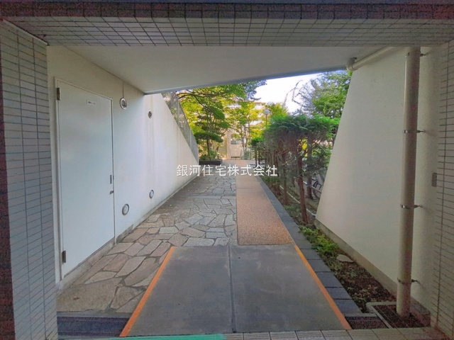 G00397561 神奈川県横浜市泉区岡津町 中古マンション 2799万円 専有面積101.15m² (約30.59坪) 間取り３ＬＤＫ 所在階6階 築年月1989年10月(築36年)【外観15】