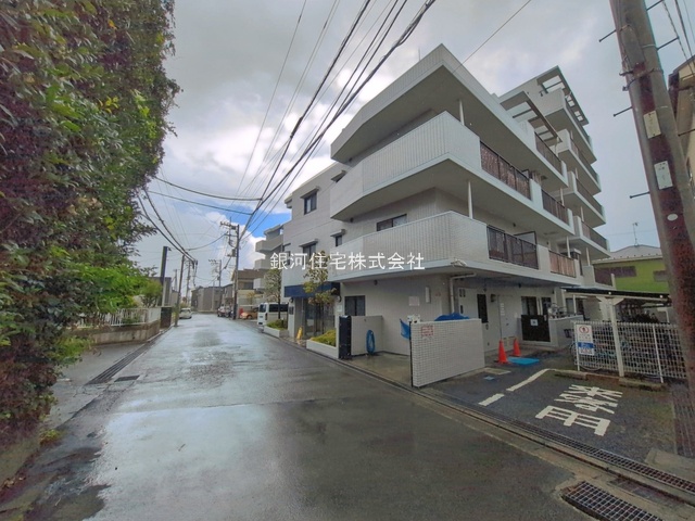 G00397562 神奈川県座間市南栗原１丁目 中古マンション 1699万円 専有面積56.19m² (約16.99坪) 間取り３ＬＤＫ 所在階4階 築年月1994年03月(築32年)【外観7】