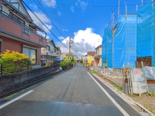 G00398378 東京都八王子市館町 新築一戸建て 3399万円 土地面積137.51m² (約41.59坪) 建物面積99.54m² (約30.11坪) 間取り３ＬＤＫ 築年月2026年10月【外観6】