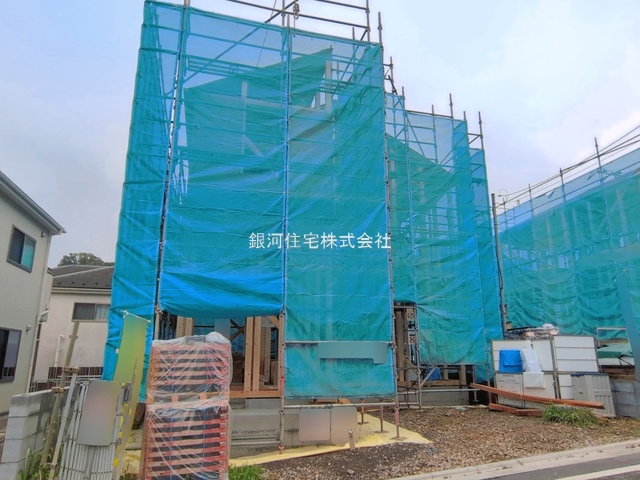 G00398378 東京都八王子市館町 新築一戸建て 3399万円 土地面積137.51m² (約41.59坪) 建物面積99.54m² (約30.11坪) 間取り３ＬＤＫ 築年月2026年10月【外観8】