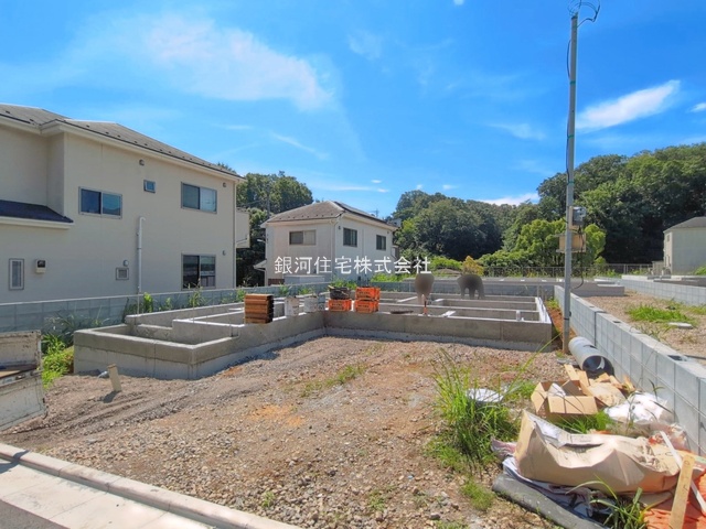 G00398378 東京都八王子市館町 新築一戸建て 3399万円 土地面積137.51m² (約41.59坪) 建物面積99.54m² (約30.11坪) 間取り３ＬＤＫ 築年月2026年10月【外観10】