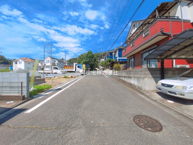 G00398378 東京都八王子市館町 新築一戸建て 3399万円 土地面積137.51m² (約41.59坪) 建物面積99.54m² (約30.11坪) 間取り３ＬＤＫ 築年月2026年10月【外観15】