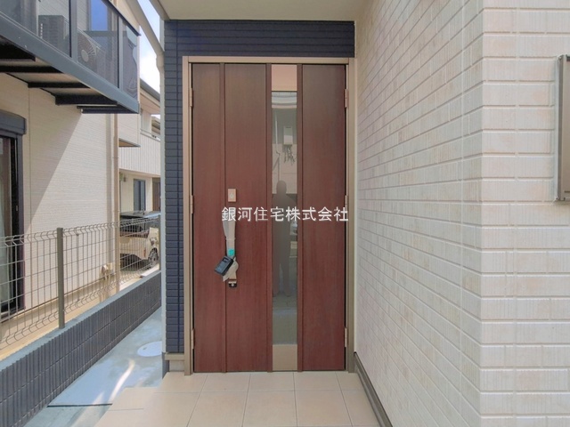 G00398384 千葉県市川市国分６丁目 新築一戸建て 3998万円 土地面積71.24m² (約21.55坪) 建物面積96.88m² (約29.30坪) 築年月2026年07月(築１年以内)【外観4】
