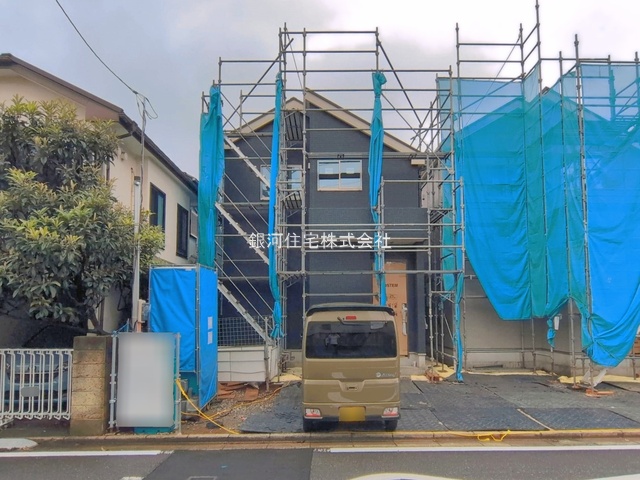 G00398517 神奈川県藤沢市天神町３丁目 新築一戸建て 4590万円 土地面積99.23m² (約30.01坪) 建物面積79.93m² (約24.17坪) 間取り３ＬＤＫ 築年月2026年10月【外観5】