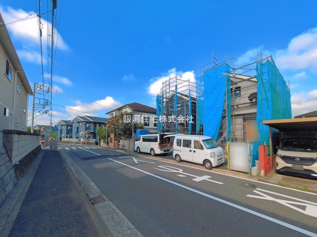 G00398518 神奈川県藤沢市天神町３丁目 新築一戸建て 4590万円 土地面積99.23m² (約30.01坪) 建物面積79.93m² (約24.17坪) 間取り３ＬＤＫ 築年月2026年10月【外観9】