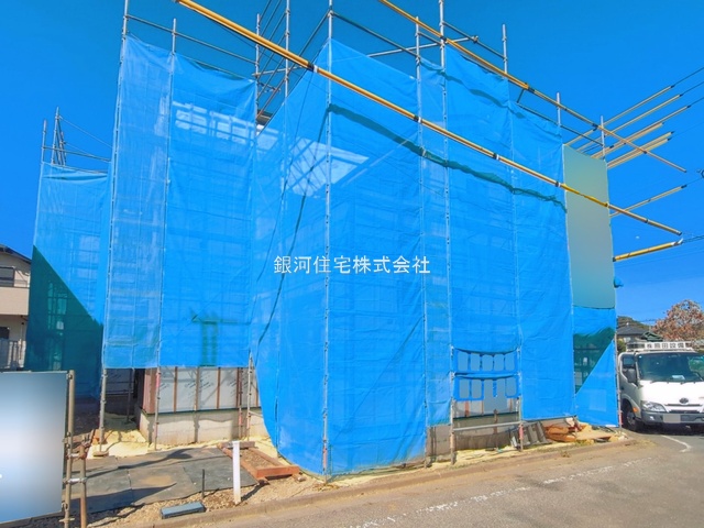G00398970 東京都あきる野市原小宮２丁目 新築一戸建て 3980万円 土地面積140.00m² (約42.35坪) 建物面積106.92m² (約32.34坪) 間取り３ＳＬＤＫ 築年月2026年11月【外観2】