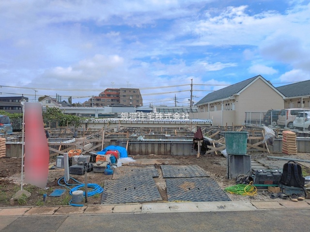 G00399001 千葉県松戸市五香西２丁目 新築一戸建て 4699万円 土地面積131.89m² (約39.89坪) 建物面積113.85m² (約34.43坪) 間取り３ＳＬＤＫ 築年月2026年11月【外観11】