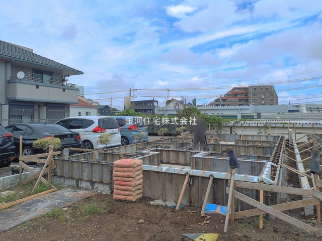 G00399002 千葉県松戸市五香西２丁目 新築一戸建て 4599万円 土地面積132.31m² (約40.02坪) 建物面積113.85m² (約34.43坪) 間取り３ＳＬＤＫ 築年月2026年11月【外観4】