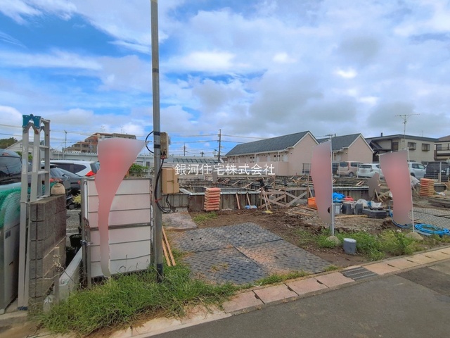 G00399002 千葉県松戸市五香西２丁目 新築一戸建て 4599万円 土地面積132.31m² (約40.02坪) 建物面積113.85m² (約34.43坪) 間取り３ＳＬＤＫ 築年月2026年11月【外観10】